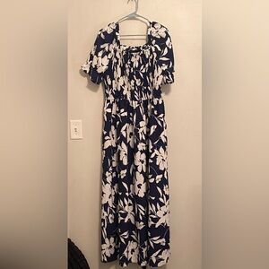 SHEIN Navy and White Floral Maxi Dress